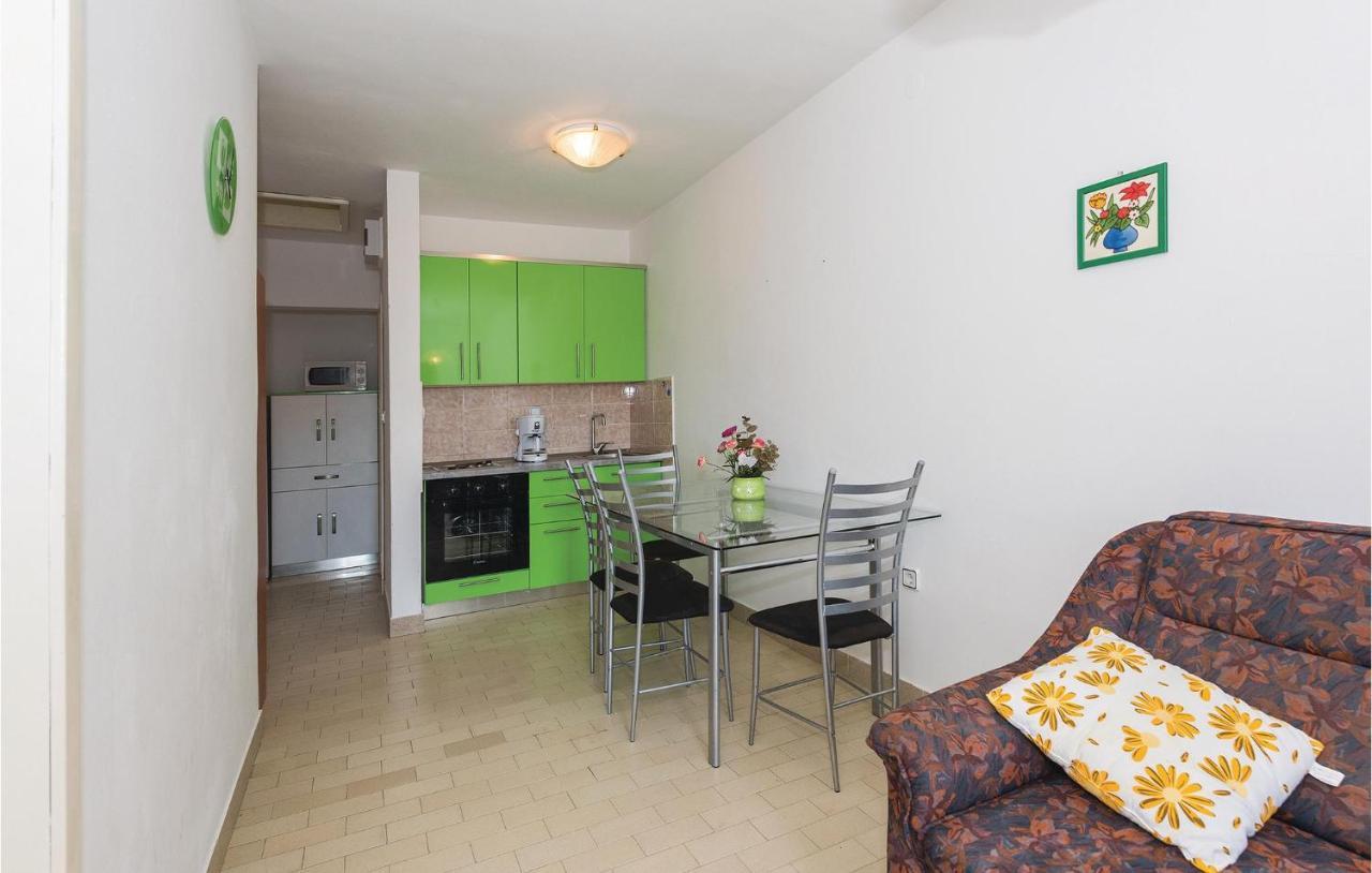 Beautiful Apartment In Rogoznica With Wifi Exterior photo