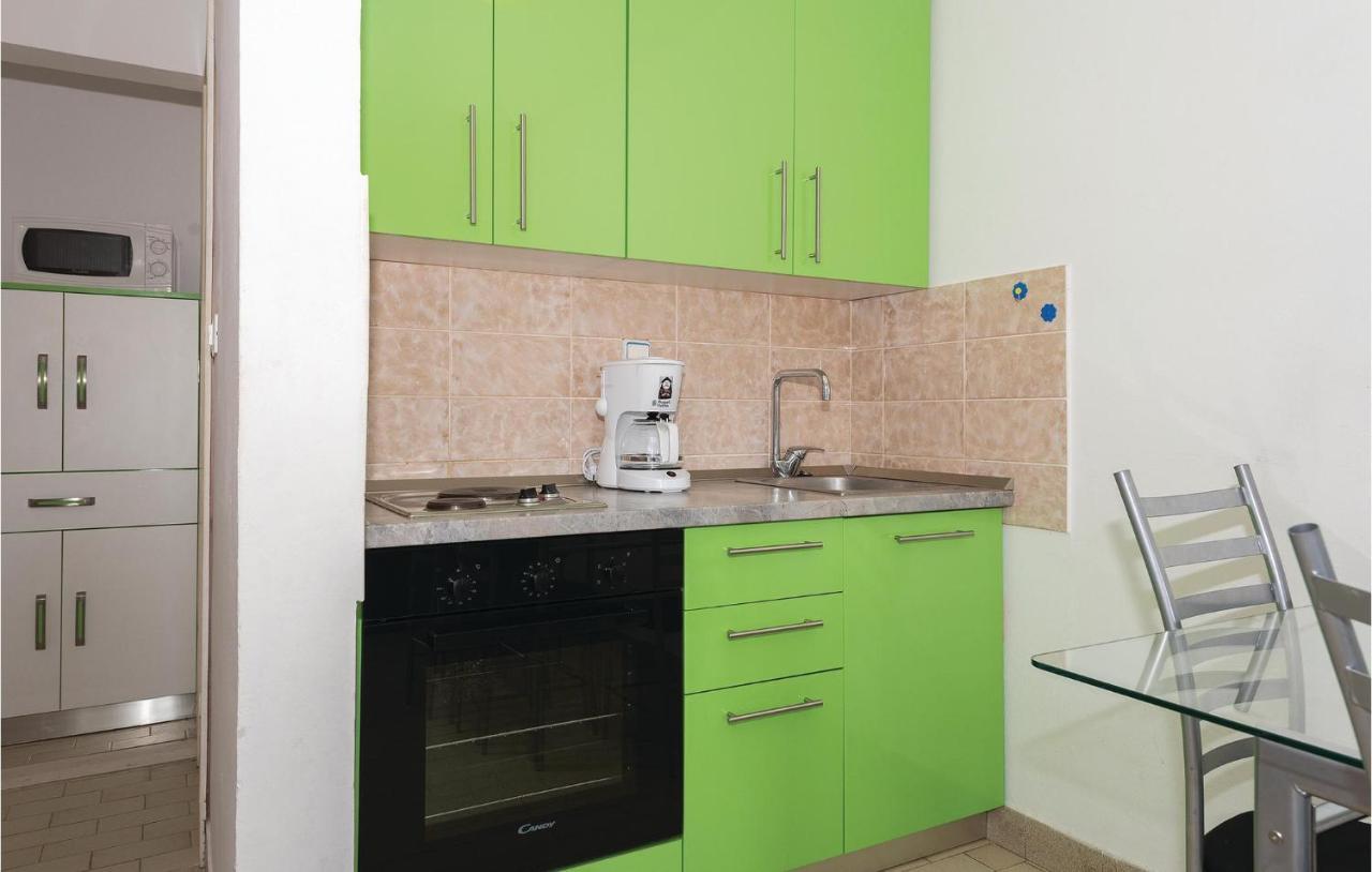Beautiful Apartment In Rogoznica With Wifi Exterior photo