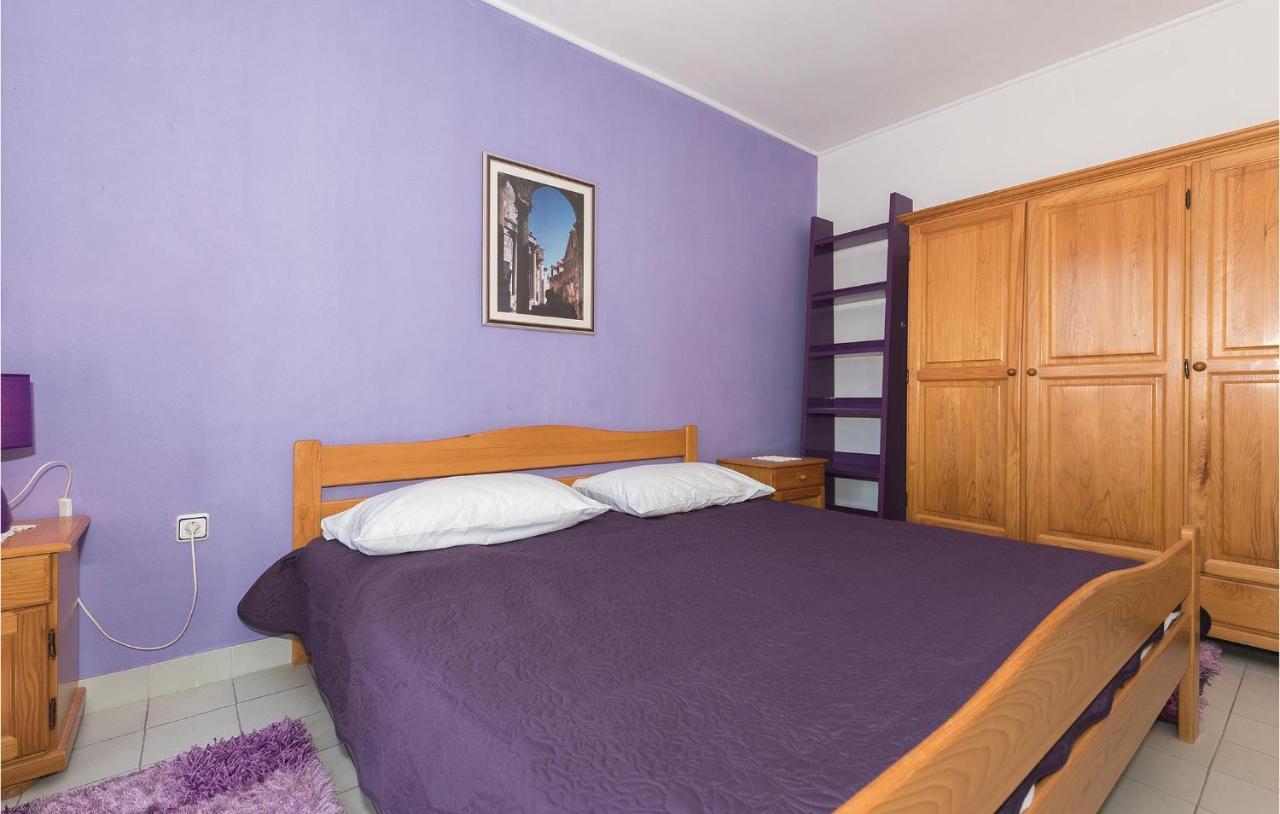 Beautiful Apartment In Rogoznica With Wifi Exterior photo